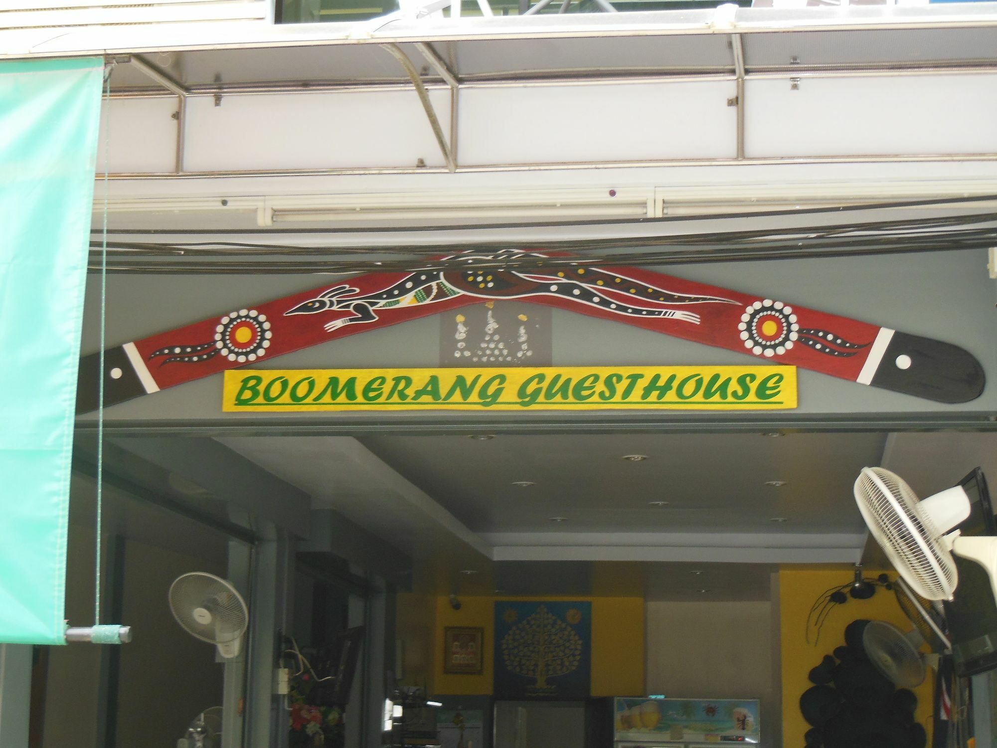 Boomerang Guesthouse And Bar Патая Екстериор снимка