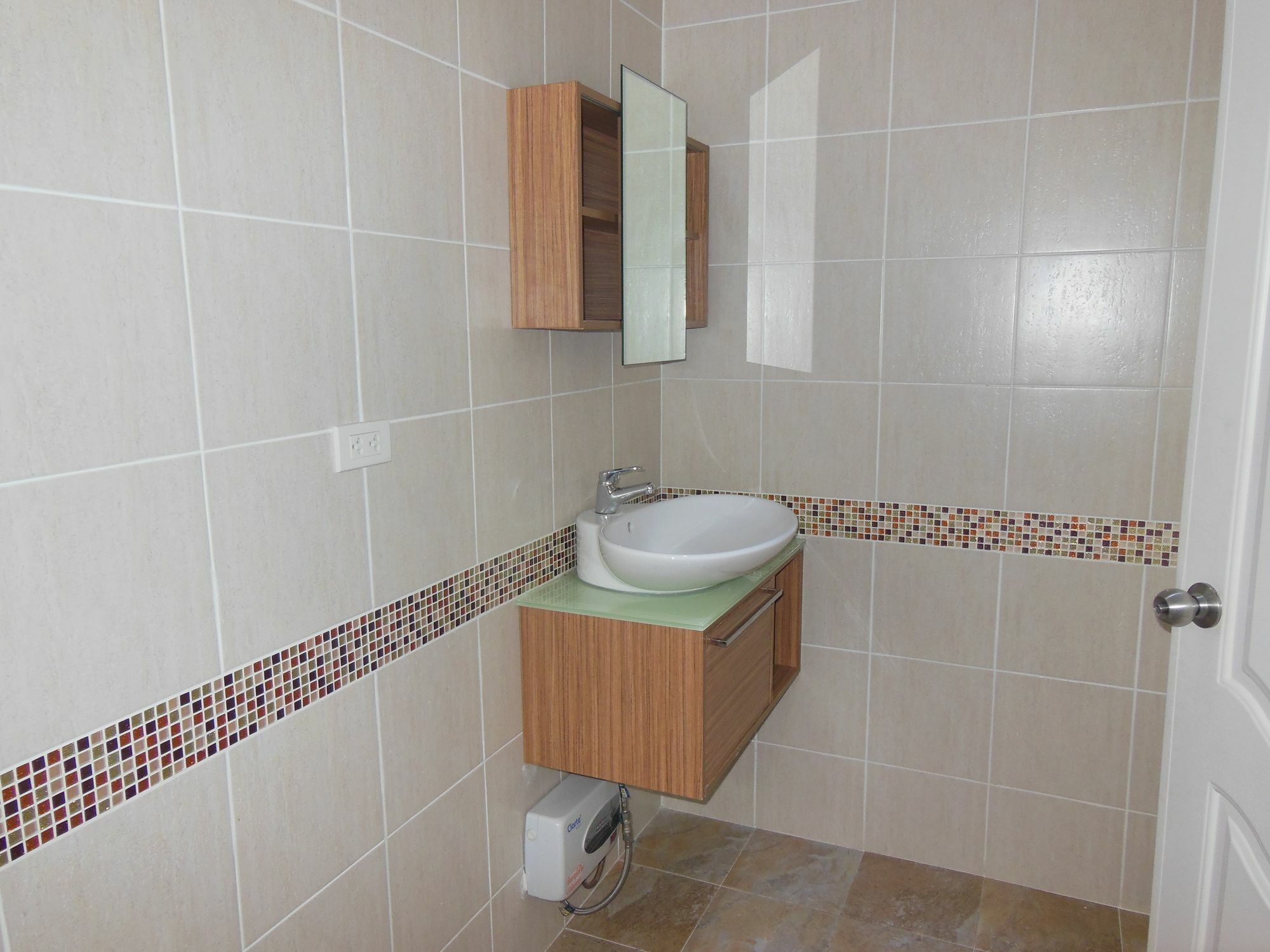 Boomerang Guesthouse And Bar Патая Екстериор снимка